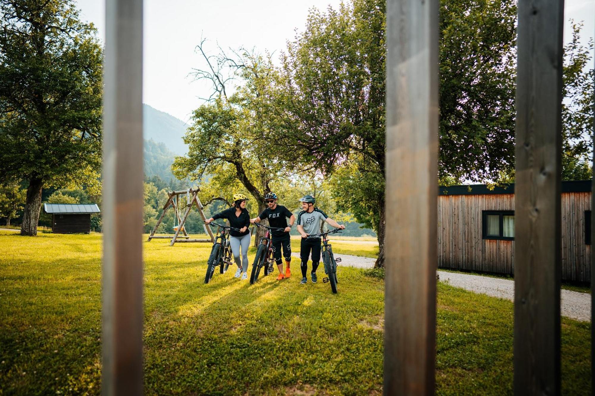 Chaletpark Petzen Hotell Feistritz ob Bleiburg Eksteriør bilde